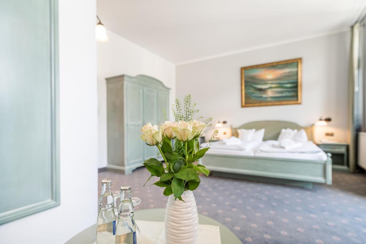 Hotel Villa Neander บินซ์ ภายนอก รูปภาพ