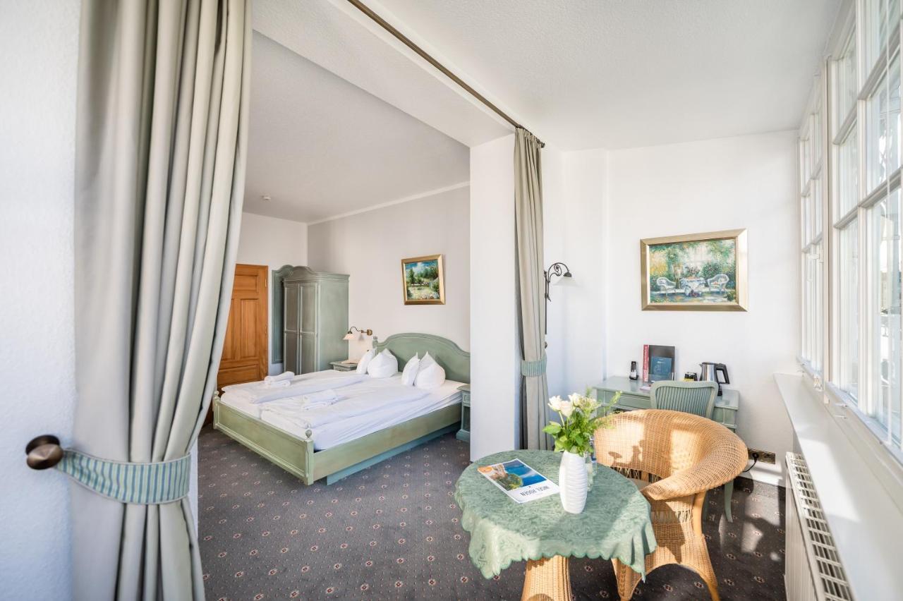 Hotel Villa Neander บินซ์ ภายนอก รูปภาพ
