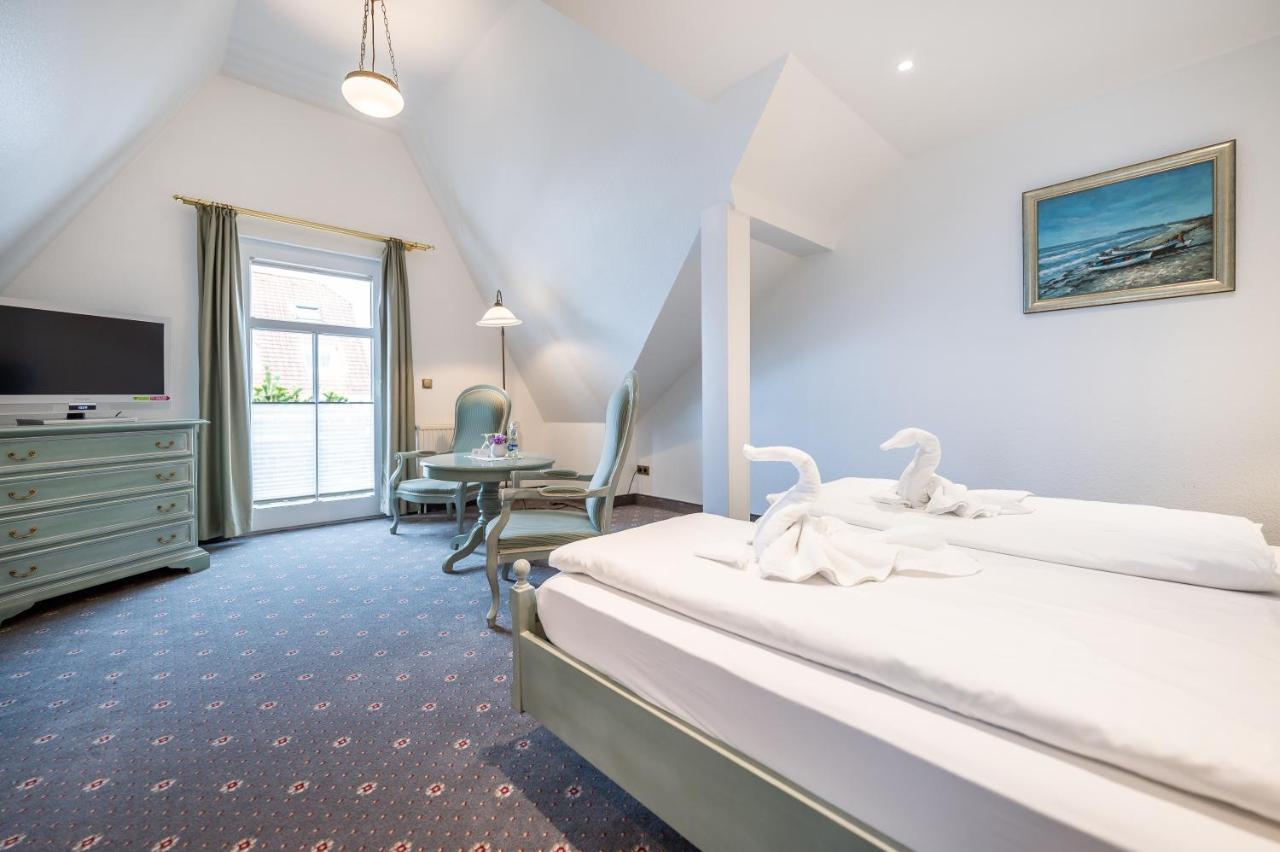 Hotel Villa Neander บินซ์ ภายนอก รูปภาพ