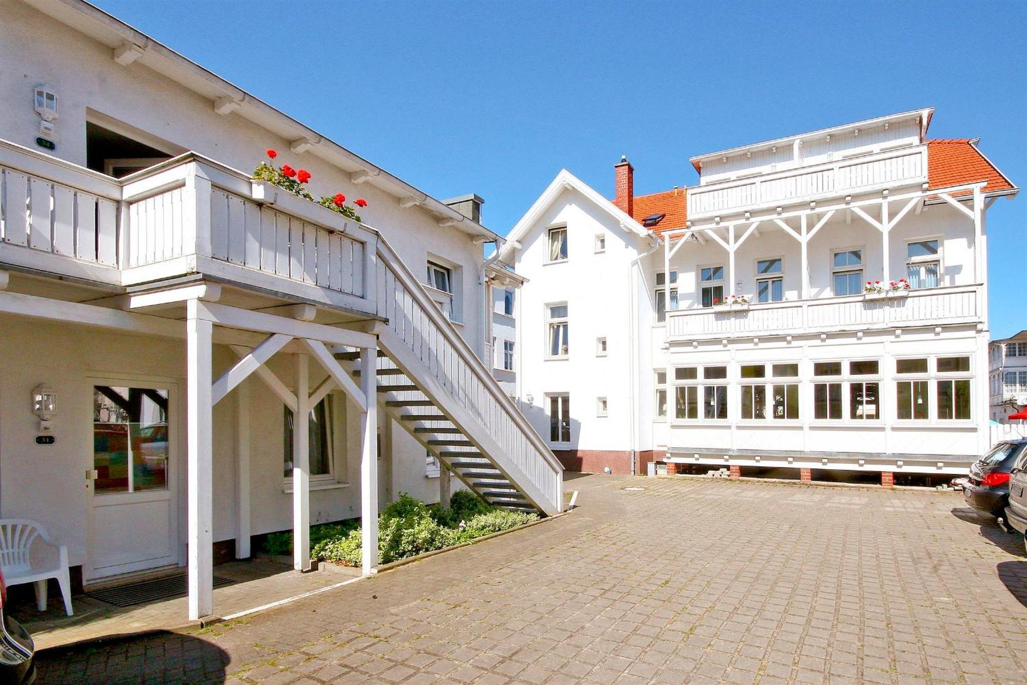 Hotel Villa Neander บินซ์ ภายนอก รูปภาพ