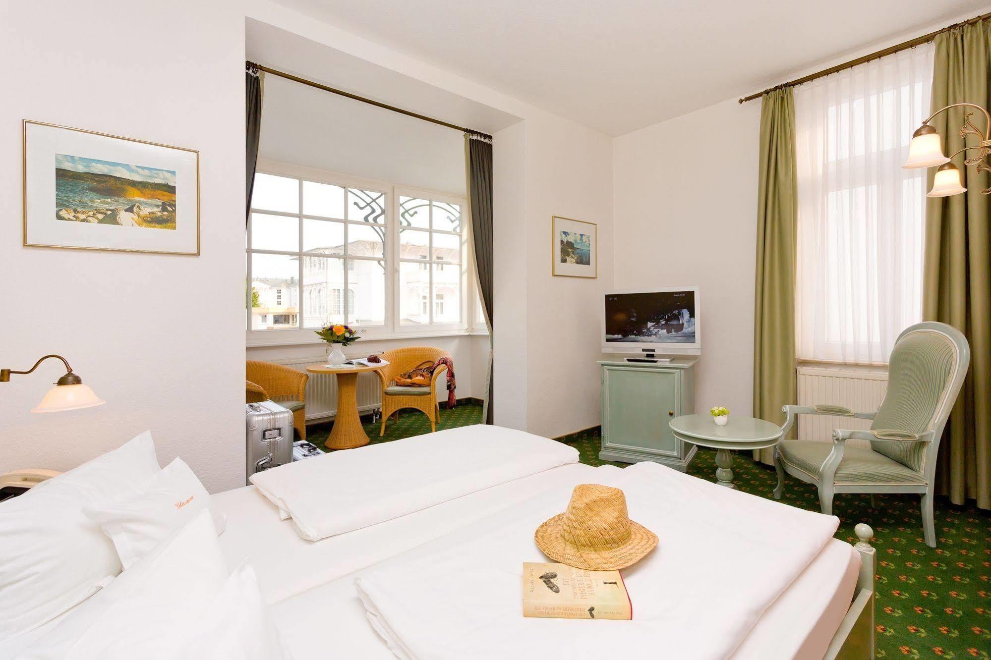 Hotel Villa Neander บินซ์ ภายนอก รูปภาพ